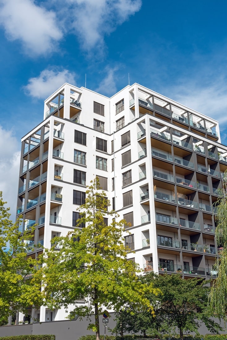 big-modern-apartment-house-P7H9BMB-min